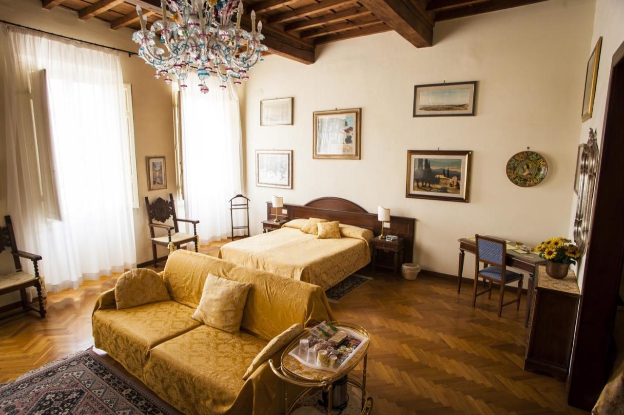 Couette-café Antica Torre Florence